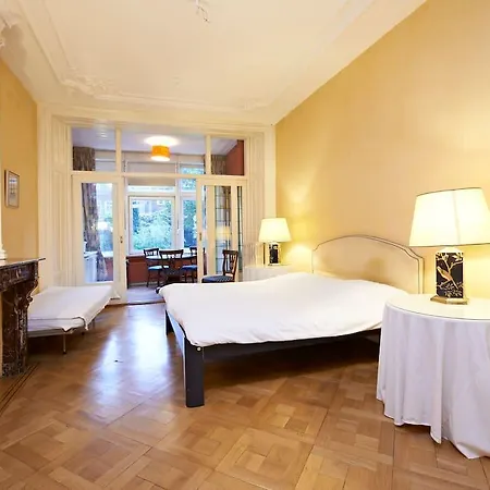 Apartment Ground Floor 90m2 *